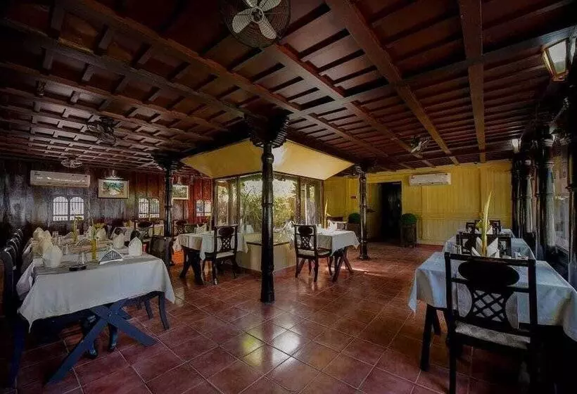 酒店 Paradise Resorts