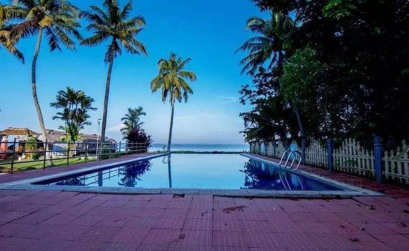 酒店 Paradise Resorts