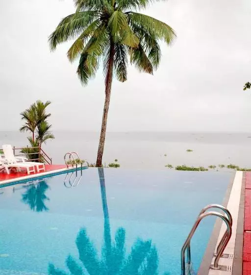 酒店 Paradise Resorts