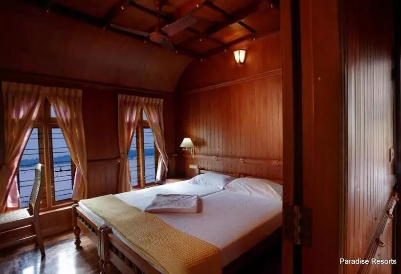 酒店 Paradise Resorts