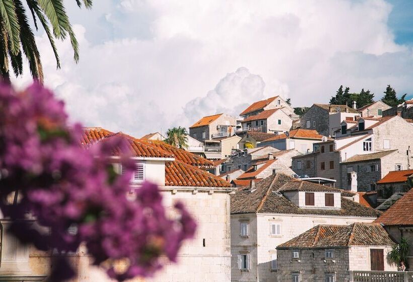 Отель Park Hvar