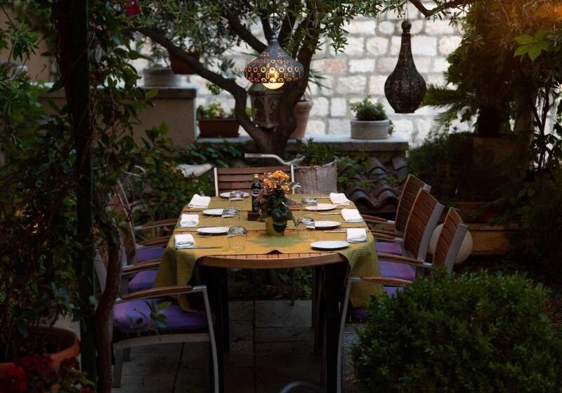 Отель Park Hvar