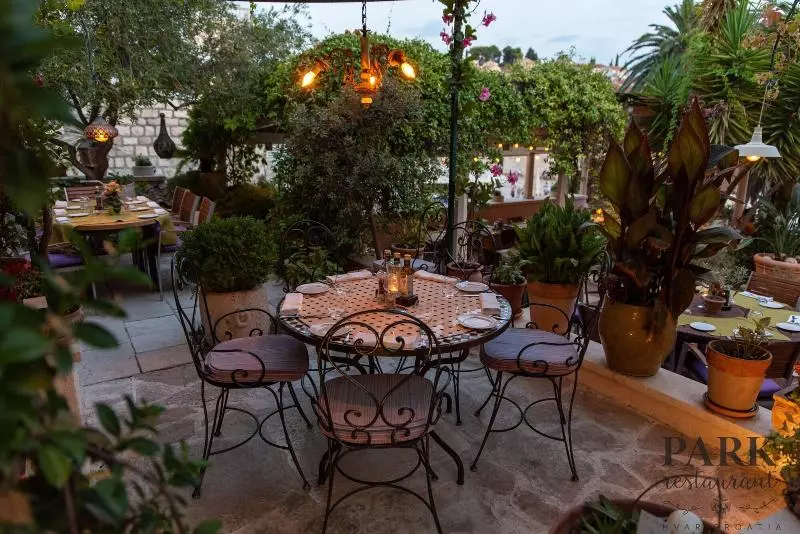 בית מלון כפרי Park Hvar