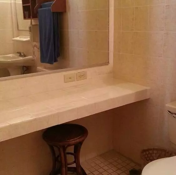 هتل Summer Holiday