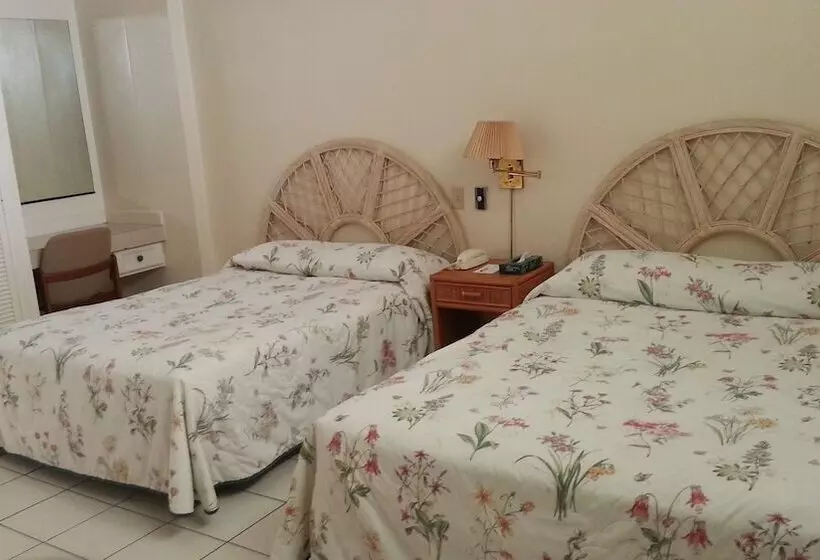 هتل Summer Holiday