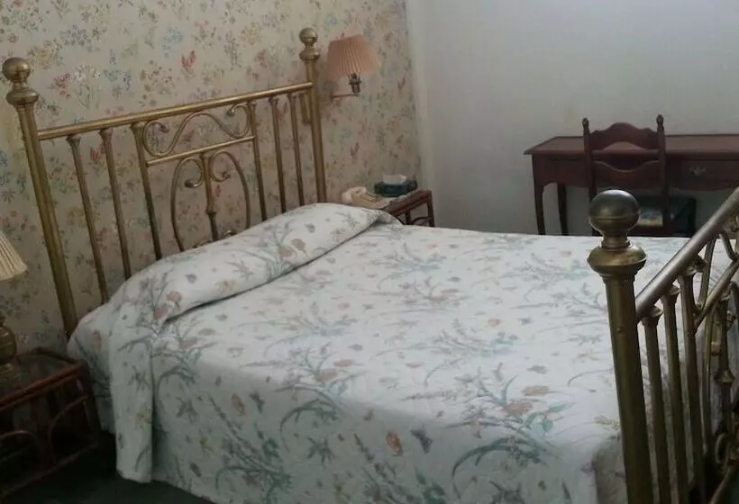 هتل Summer Holiday