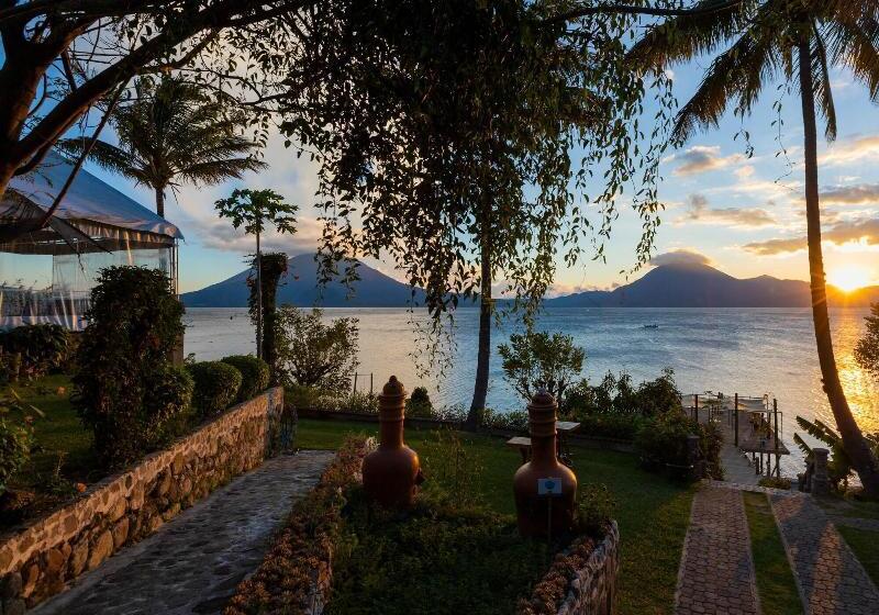 هتل Y Centro De Convenciones Jardines Del Lago