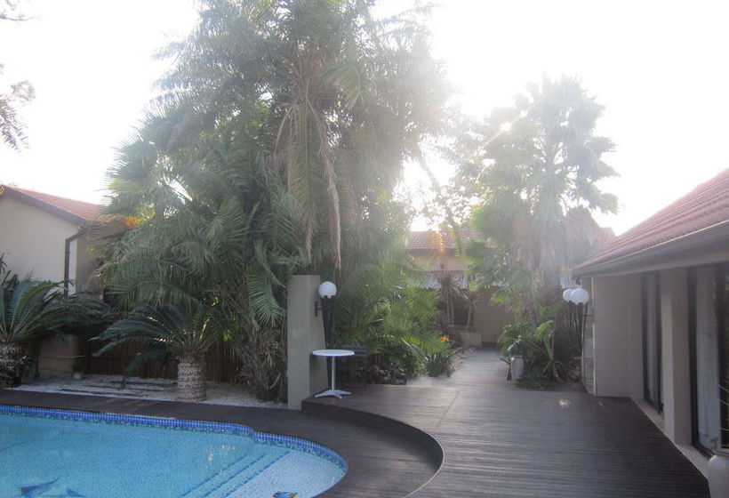 Ibhayi Guest Lodge  Lion Roars S & Lodges