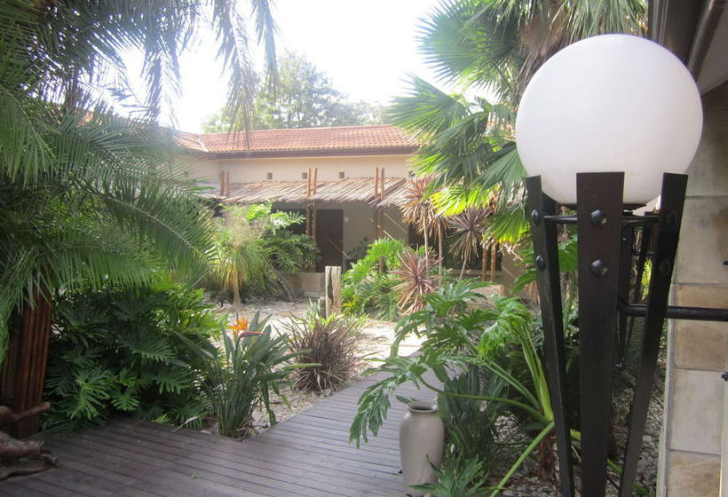 Ibhayi Guest Lodge  Lion Roars S & Lodges