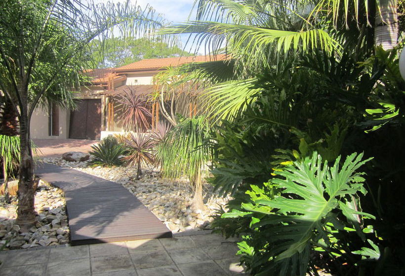 Ibhayi Guest Lodge  Lion Roars S & Lodges