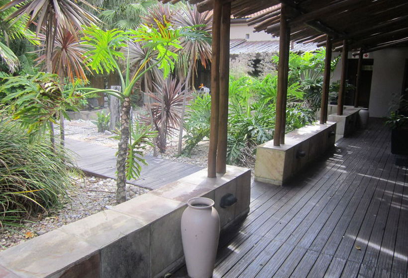 Ibhayi Guest Lodge  Lion Roars S & Lodges