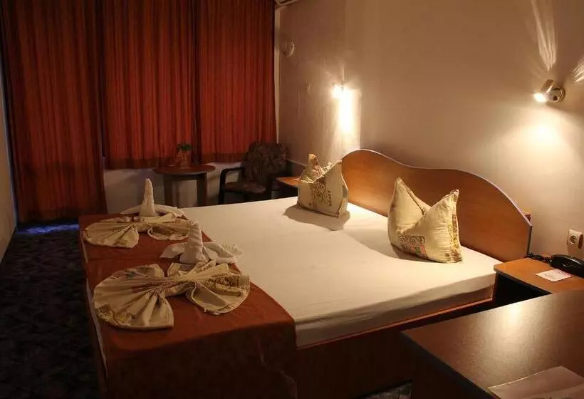 Kamchia Park Hotel   All Inclusive & Free Parking