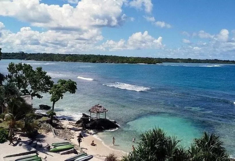 Nasama Resort