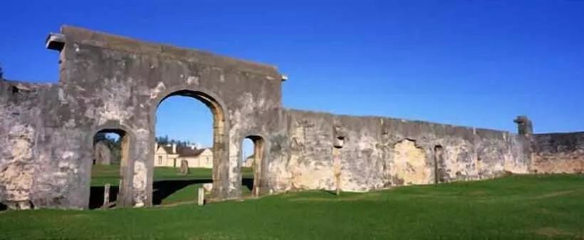 Paradise Hotel & Resort