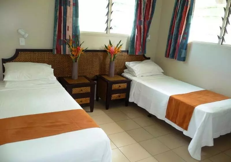 استراحتگاه Muri Beachcomber