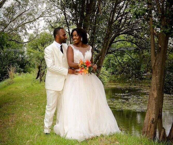 בית מלון כפרי Hibon Lodge