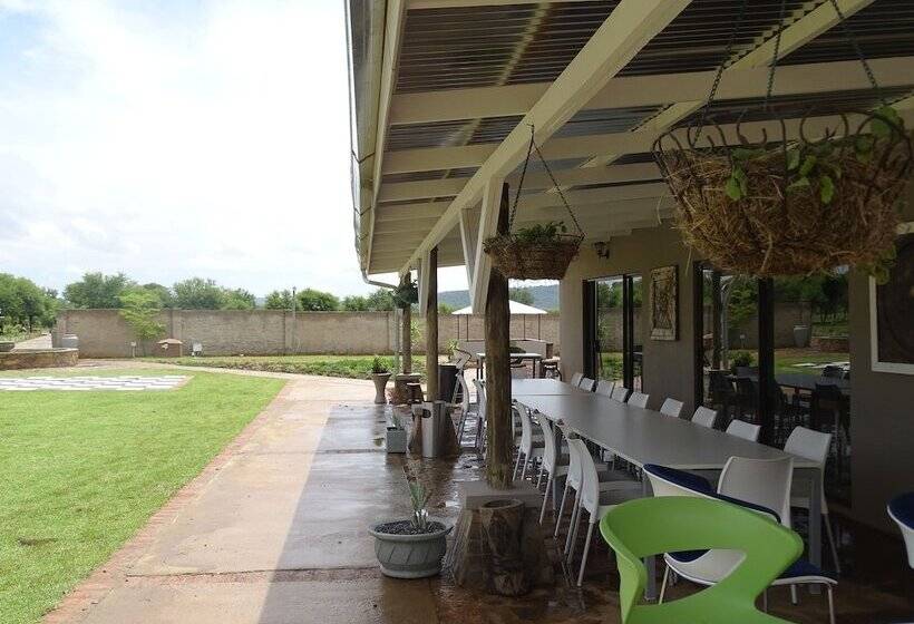 בית מלון כפרי Hibon Lodge