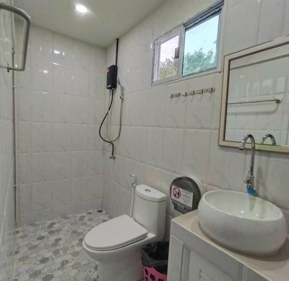 Blanco Beach Bar Hostel