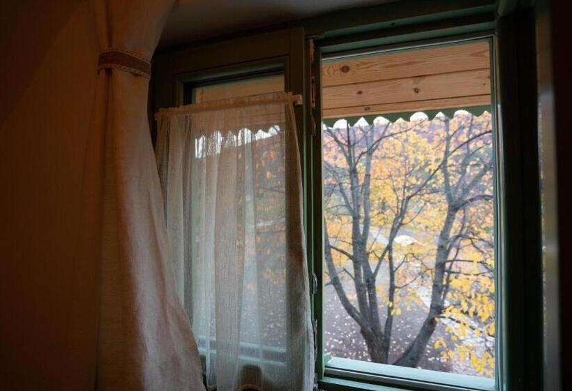 پانسیون Dimineți în Cerdac