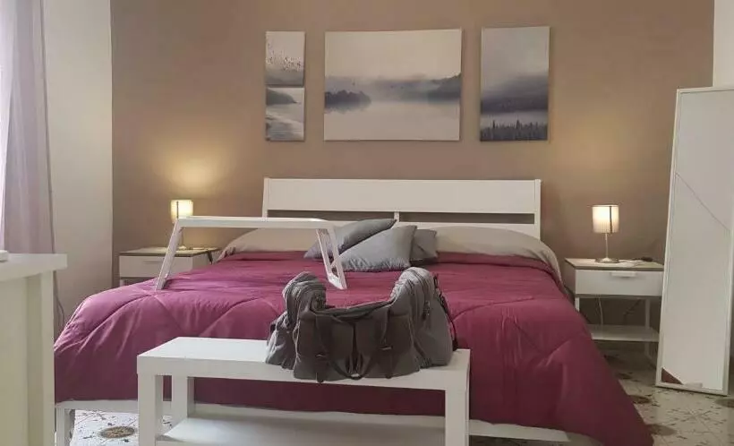 Majatalo Homeholidayinsicily   Room Ovest