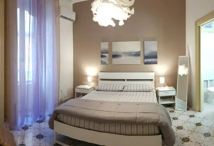 Majatalo Homeholidayinsicily   Room Ovest