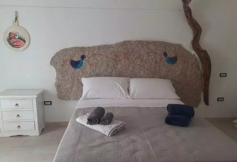 ペンション Bed And Breakfast Murales Orgosolo
