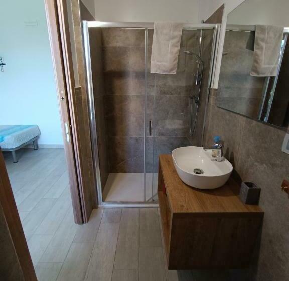 ペンション Bed And Breakfast Murales Orgosolo