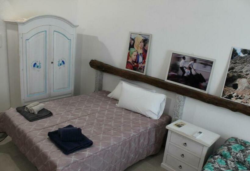 ペンション Bed And Breakfast Murales Orgosolo