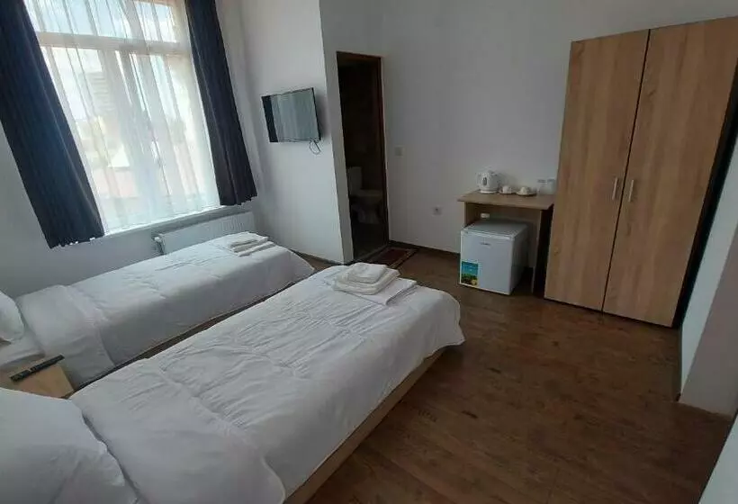 Majatalo The Cohen S Guest House