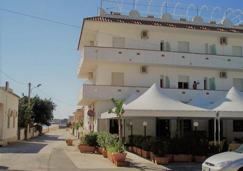 호텔 Noto Marina E Spa