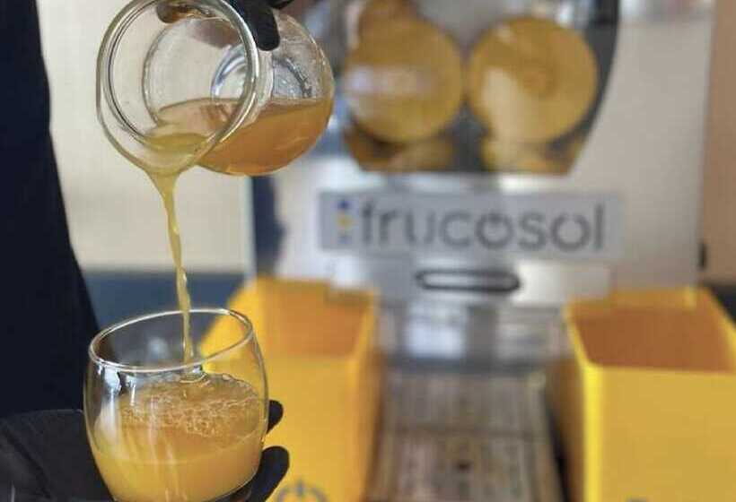 فندق Yacht Premium