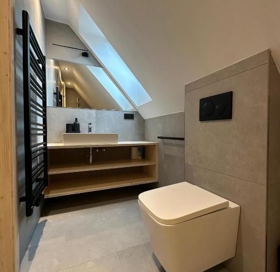 بنسيون Penzion A Restaurace Pod Sjezdovkou