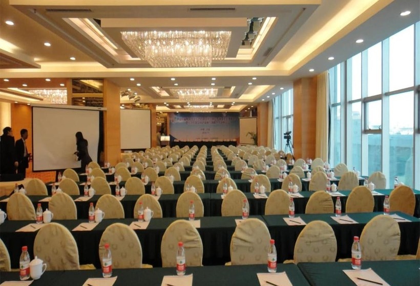 فندق Dalian Bolt