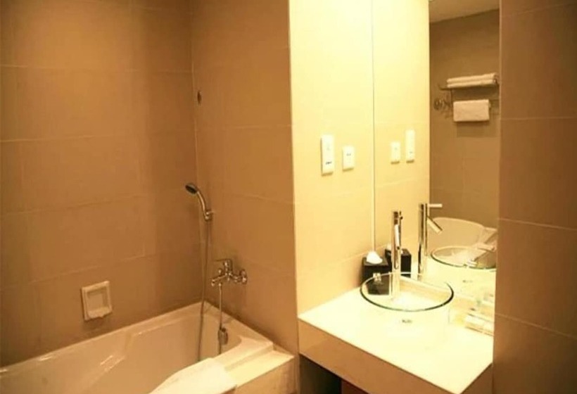 فندق Dalian Bolt