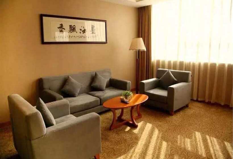 فندق Dalian Bolt