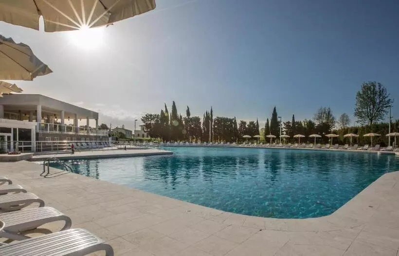 هتل Terme Di Venturina