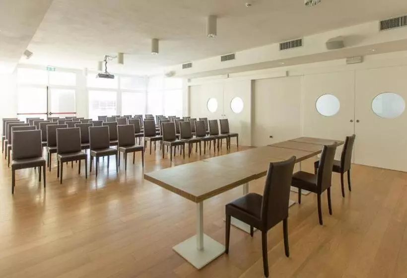 هتل Terme Di Venturina