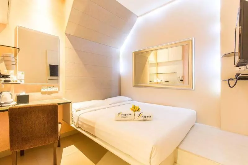 Fragrance Hotel Viva