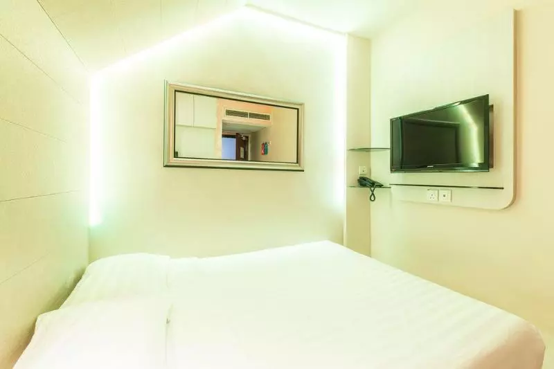 Fragrance Hotel Viva