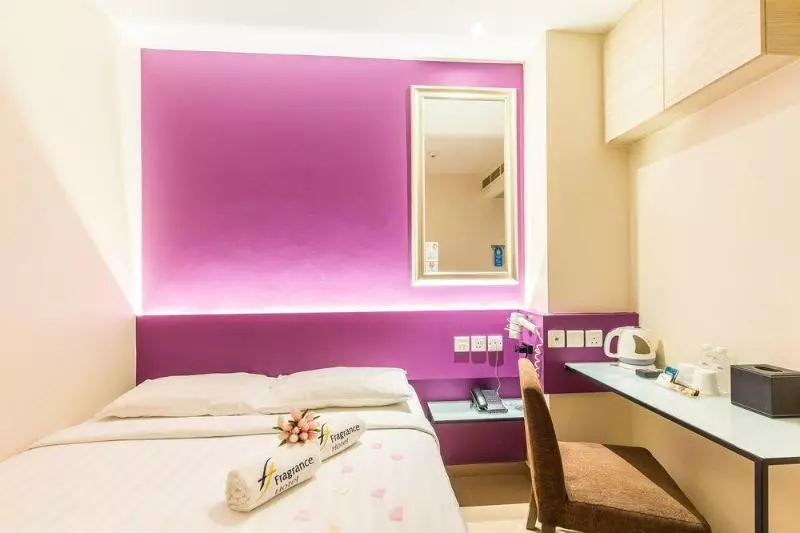 Fragrance Hotel Viva