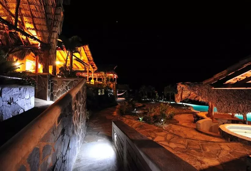 هتل Hacienda Puerta Del Cielo Eco Lodge & Spa