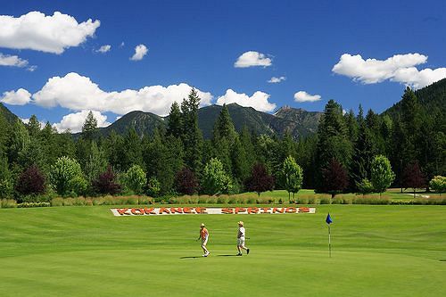 Отель Kokanee Springs Resort