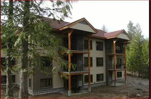 ホテル Kokanee Springs Resort