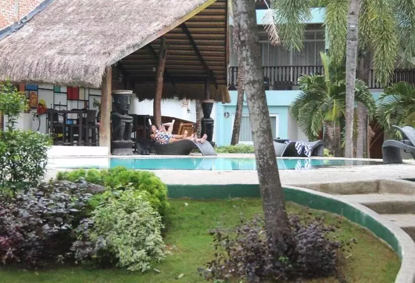 هتل Pinjalo Resort Villas   Jade Hill Project Property Development
