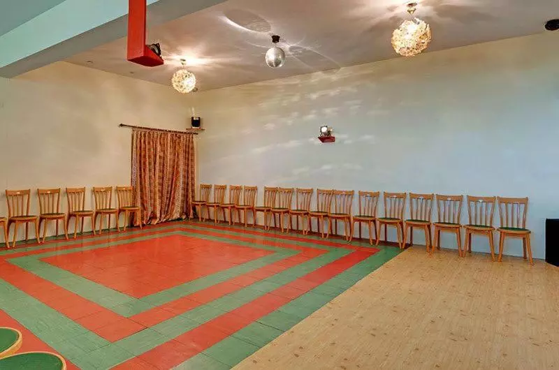 ホテル Vamoose Suman Royal