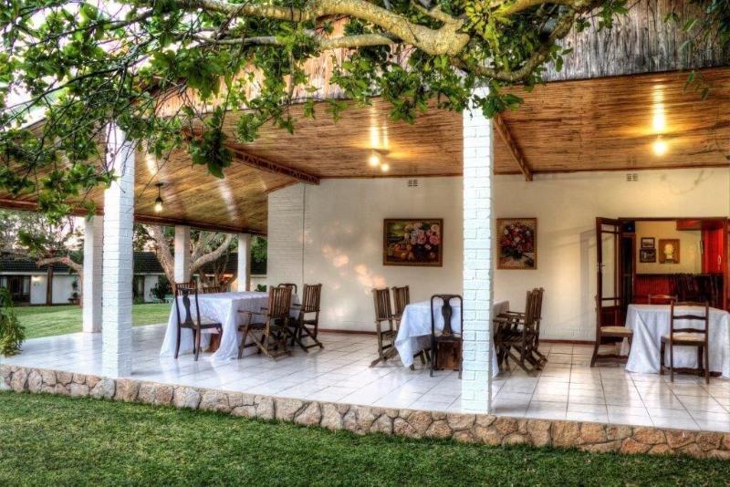 酒店 The Musketeers Lodge