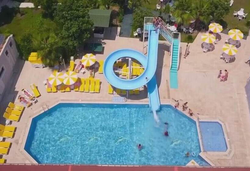 בית מלון כפרי Rios Latte Beach