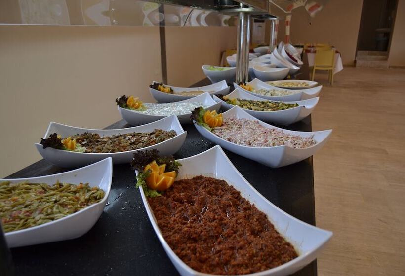 בית מלון כפרי Rios Latte Beach