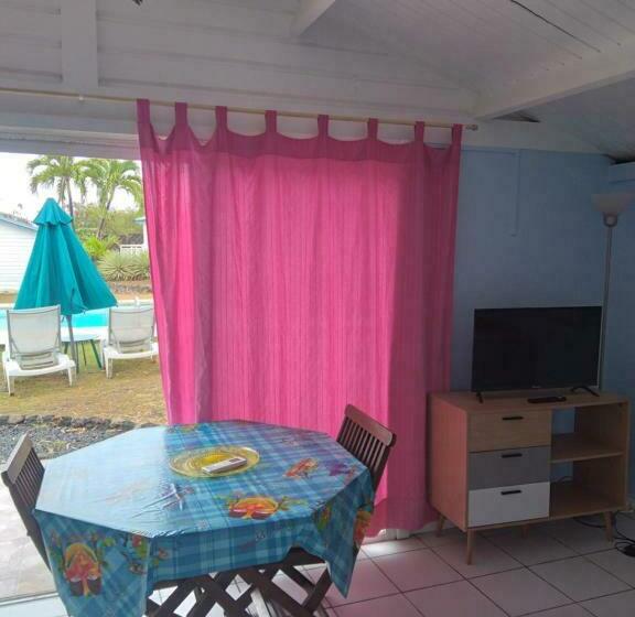 هتل کپسول Les Gîtes Hoprins