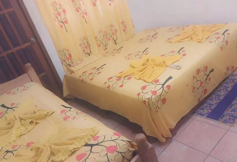 هتل Hostal Cuba Dance Garden